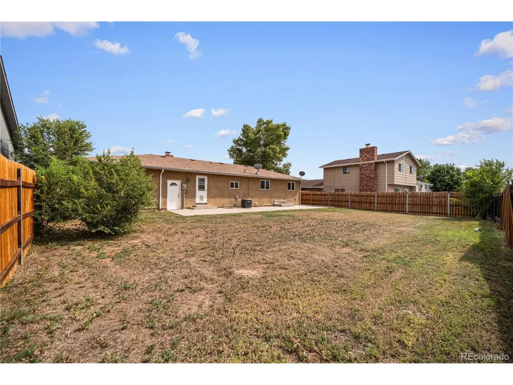 911 Candytuft Pueblo, CO 81001
