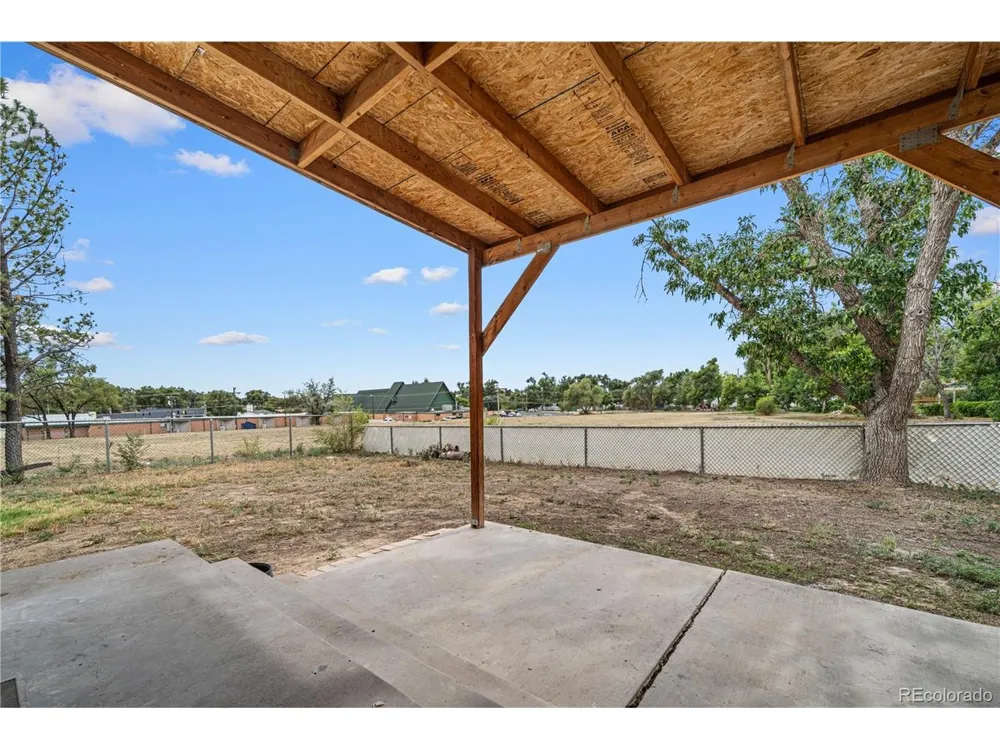 11 MacNaughton Road Pueblo, CO 81001