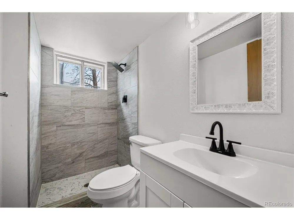 11 MacNaughton Road Pueblo, CO 81001