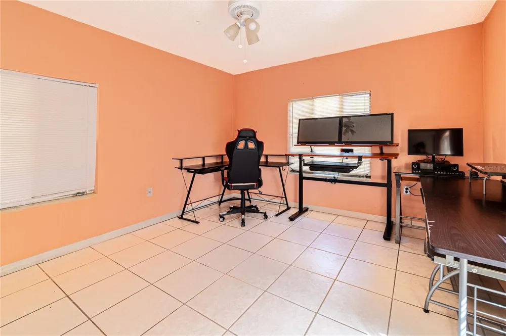 7410 5TH AVENUE St Petersburg, FL 33710