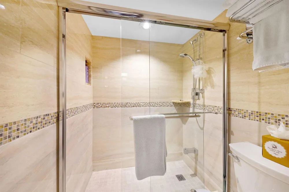 311 SE 3RD STREET SE #207 Dania Beach, FL 33004