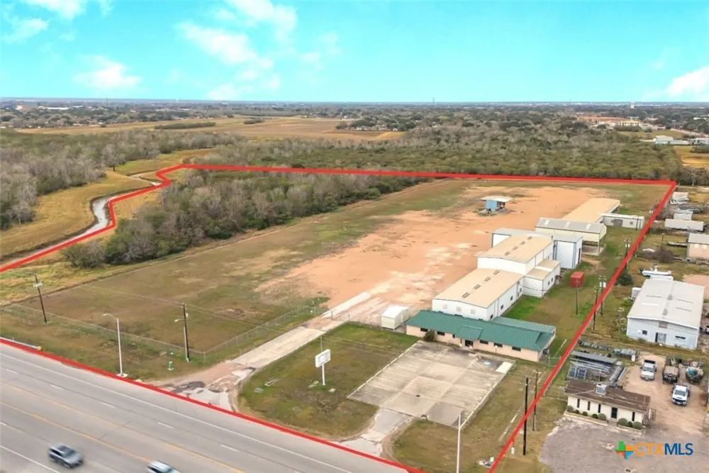 4906 Houston Hwy Victoria, TX 77901