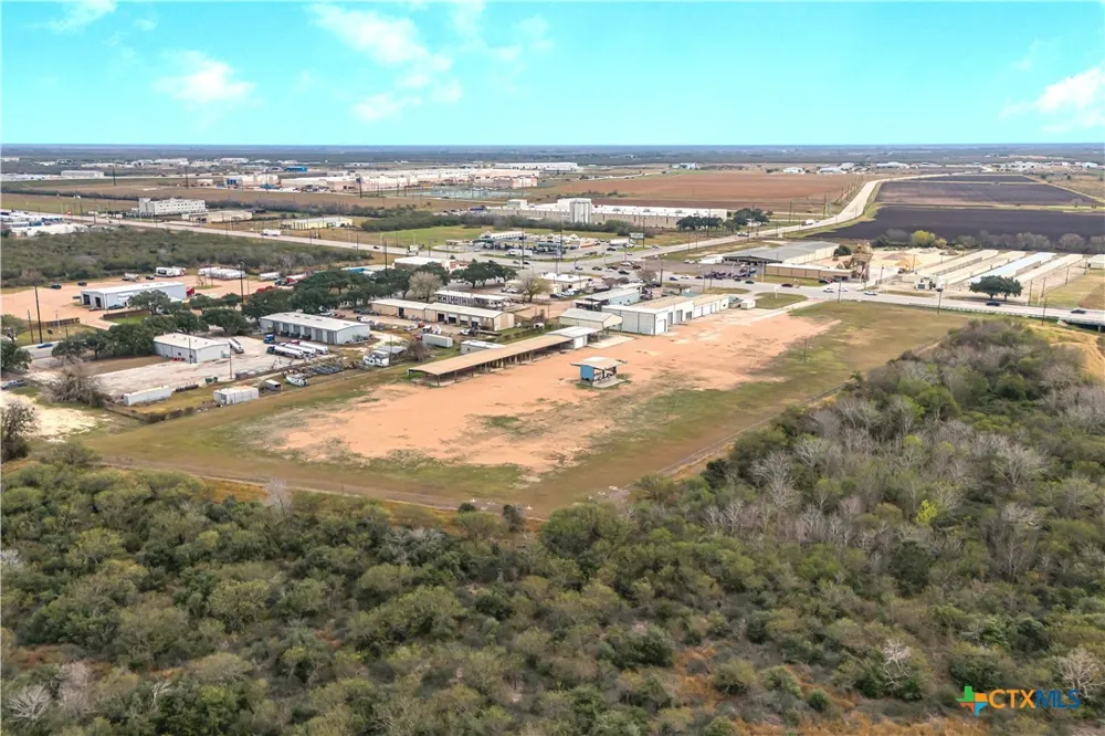 4906 Houston Hwy Victoria, TX 77901