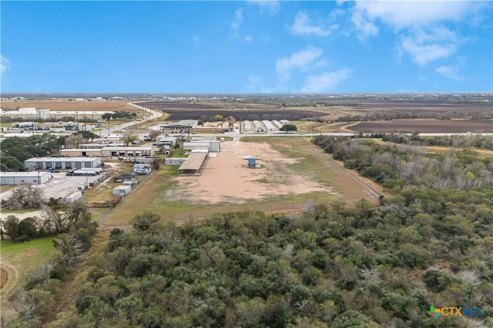 4906 Houston Hwy Victoria, TX 77901