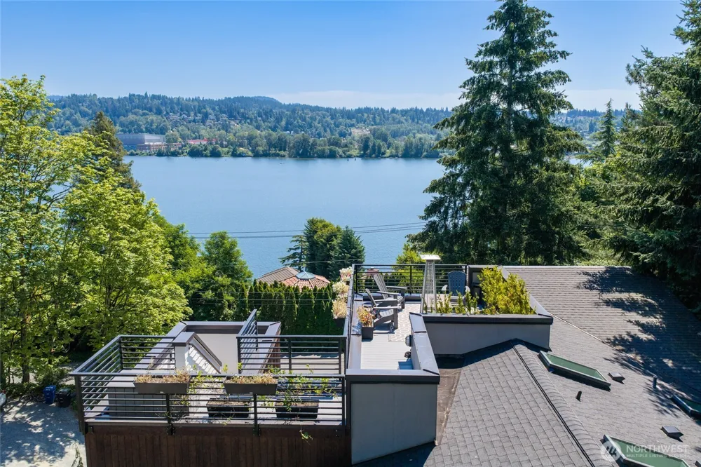 7429 E Mercer Way Mercer Island, WA 98040