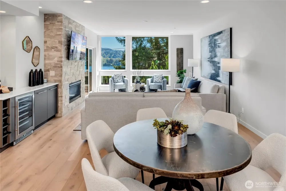 7429 E Mercer Way Mercer Island, WA 98040
