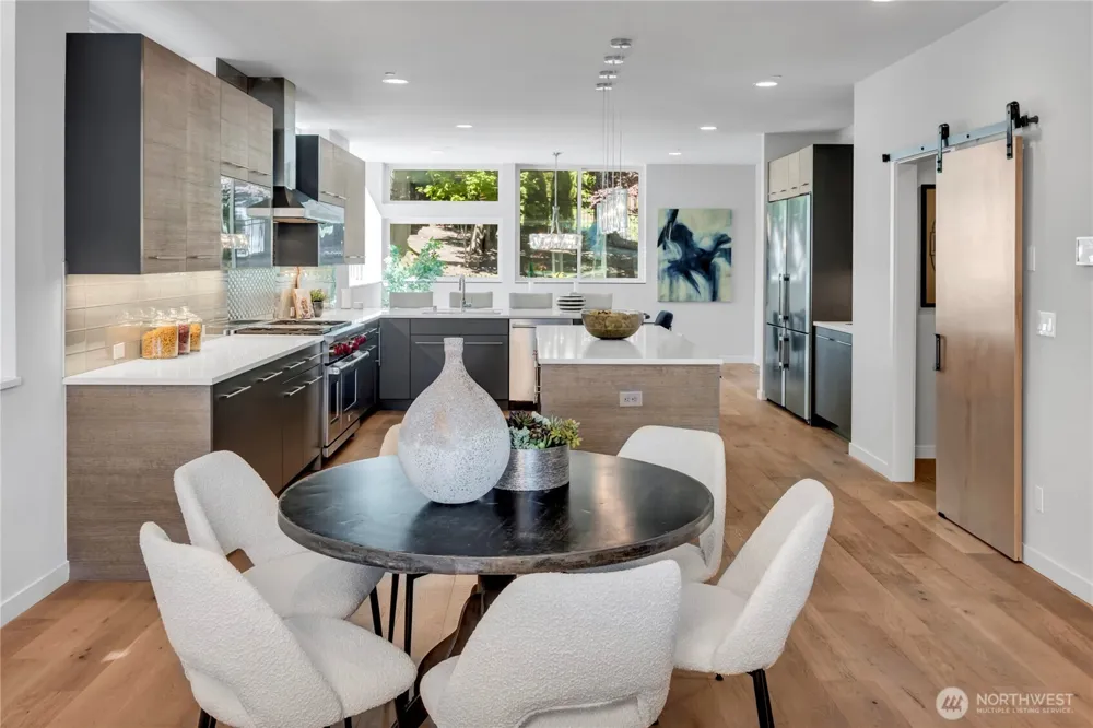 7429 E Mercer Way Mercer Island, WA 98040