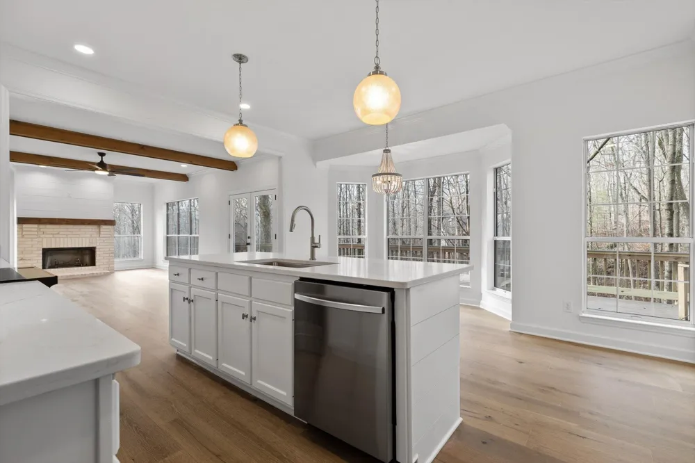 4715 Creek Point Lane Signal Mountain, TN 37377