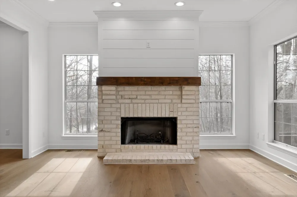 4715 Creek Point Lane Signal Mountain, TN 37377