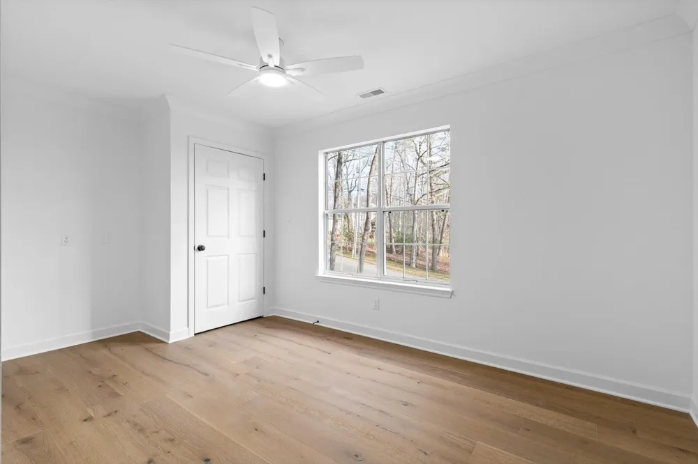 4715 Creek Point Lane Signal Mountain, TN 37377