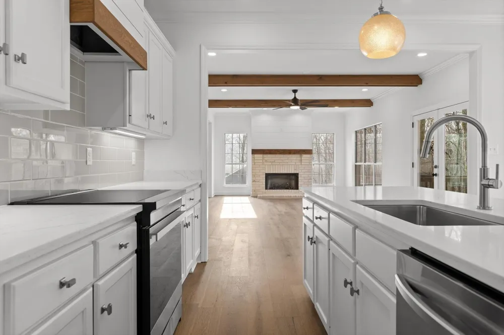 4715 Creek Point Lane Signal Mountain, TN 37377