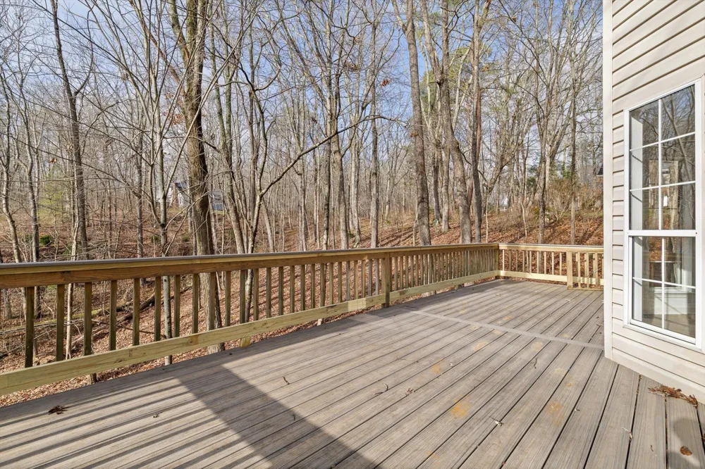 4715 Creek Point Lane Signal Mountain, TN 37377