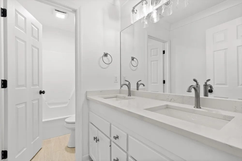 4715 Creek Point Lane Signal Mountain, TN 37377