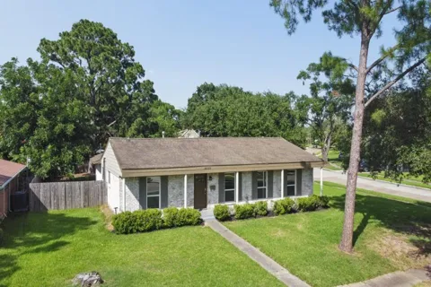 6022 Beaudry Drive