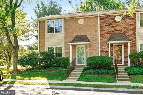 11 PAGODA COURT
