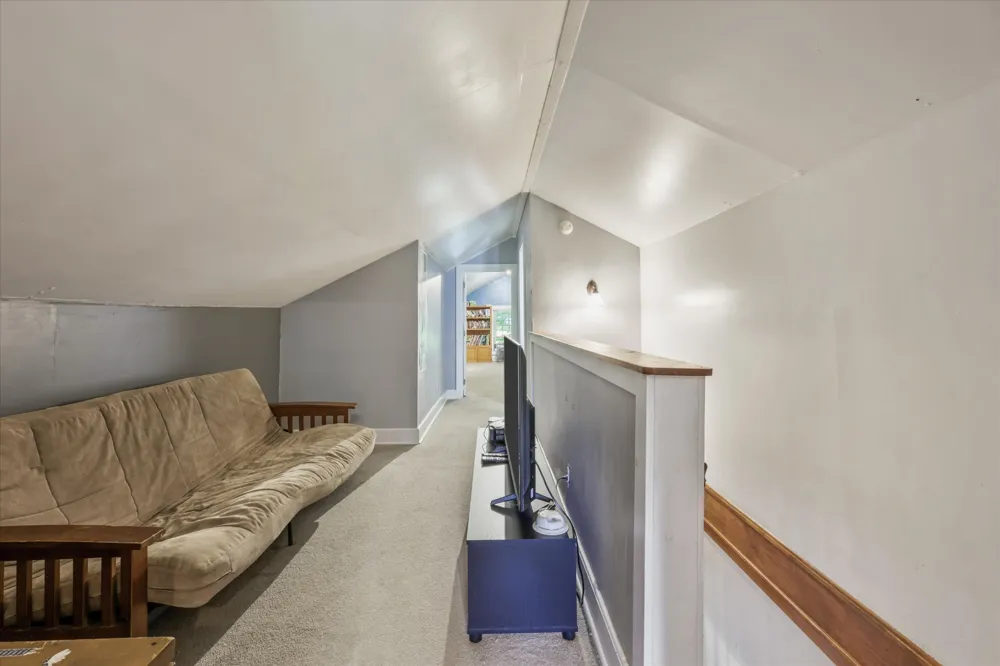 8 W Farrell St Niota, TN 37826