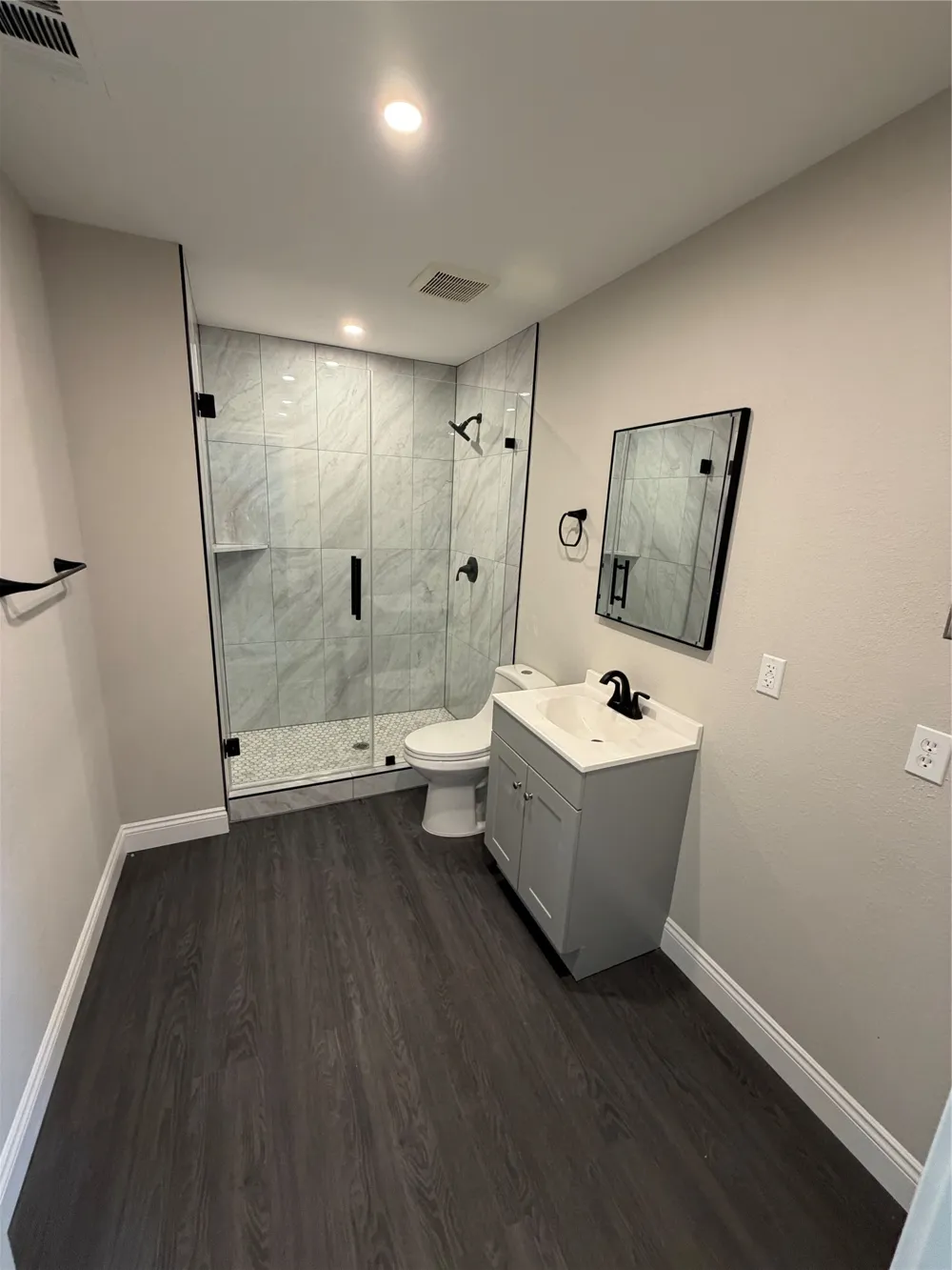 2579 Springvale Drive Farmers Branch, TX 75234