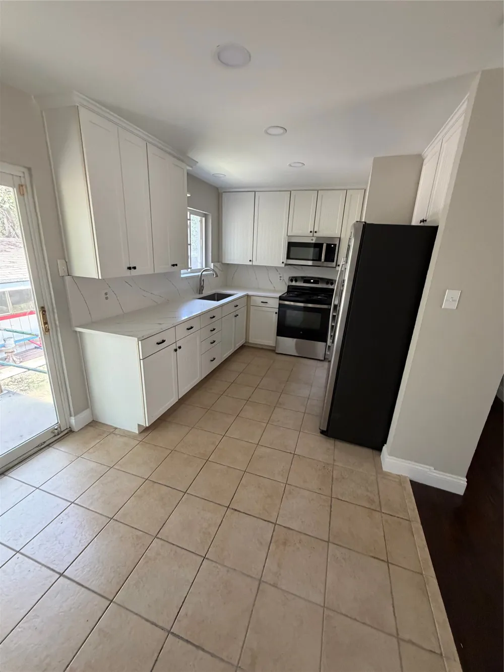 2579 Springvale Drive Farmers Branch, TX 75234