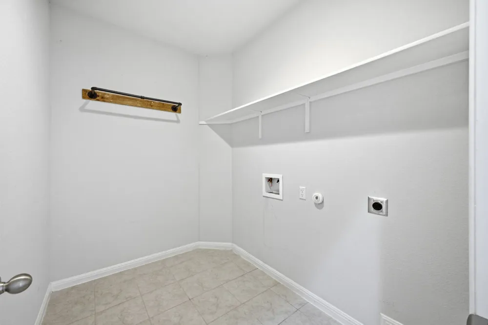 104 Ladolia Lane San Marcos, TX 78666