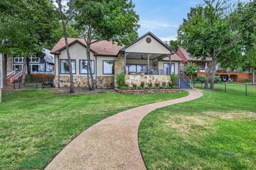 7065 Layman Drive Eustace, TX 75124