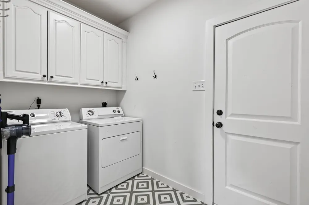 7065 Layman Drive Eustace, TX 75124
