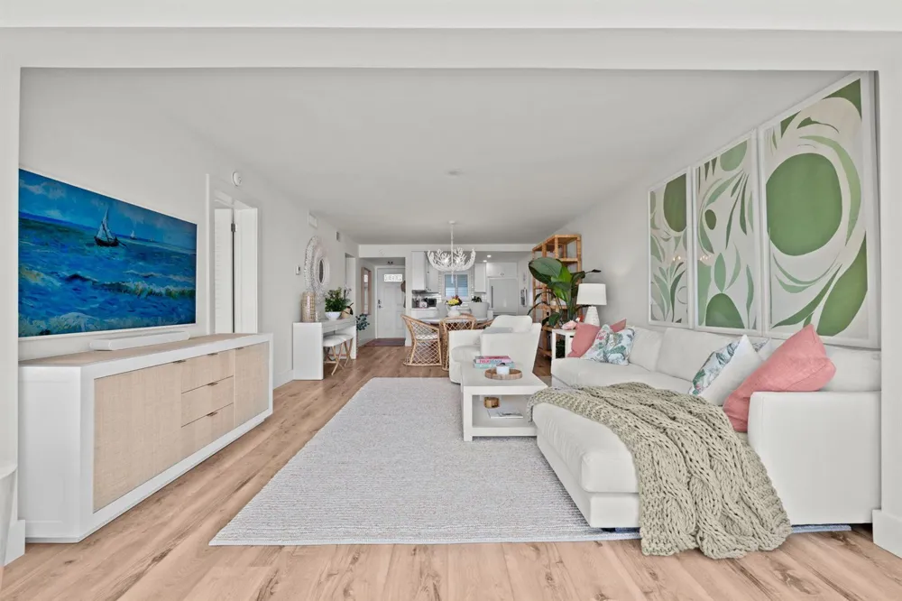 52 YACHT CLUB DRIVE #204 North Palm Beach, FL 33408