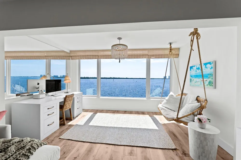 52 YACHT CLUB DRIVE #204 North Palm Beach, FL 33408