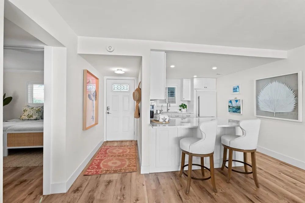 52 YACHT CLUB DRIVE #204 North Palm Beach, FL 33408