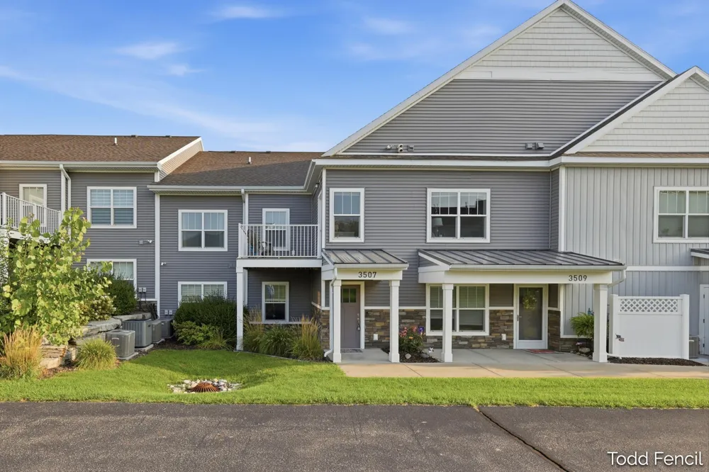 3507 Crystal River Street SW #109 Wyoming, MI 49418