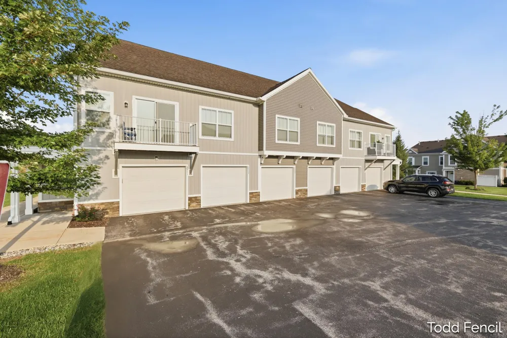 3507 Crystal River Street SW #109 Wyoming, MI 49418