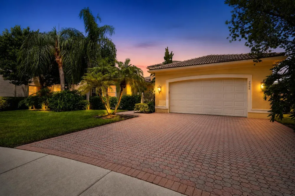 7966 Merano Reef Lane Lake Worth, FL 33467