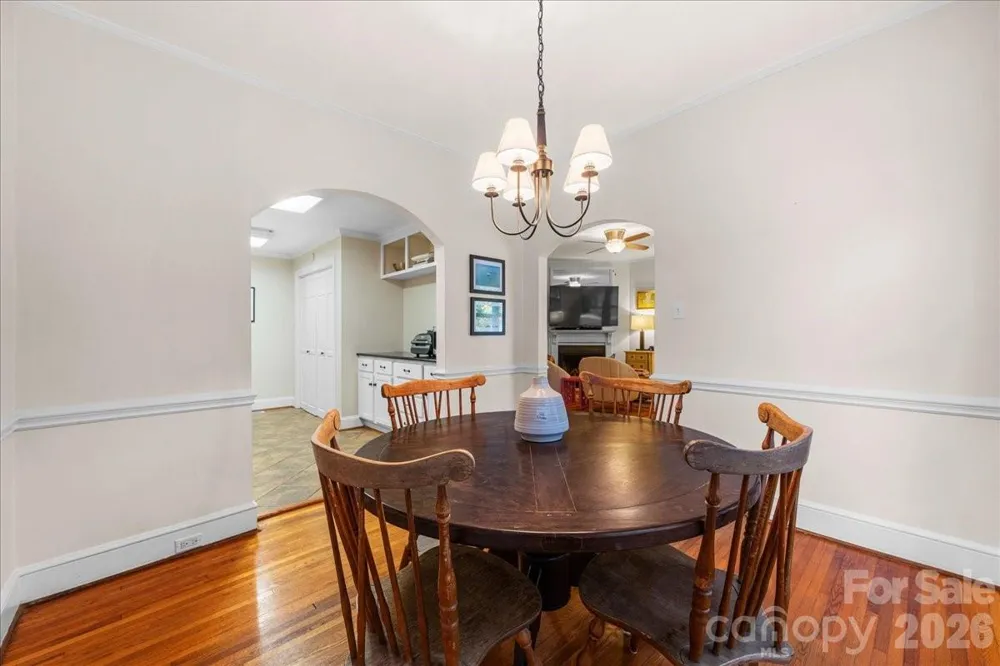 2300 Roswell Avenue #1 Charlotte, NC 28207