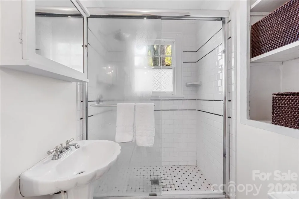 2300 Roswell Avenue #1 Charlotte, NC 28207