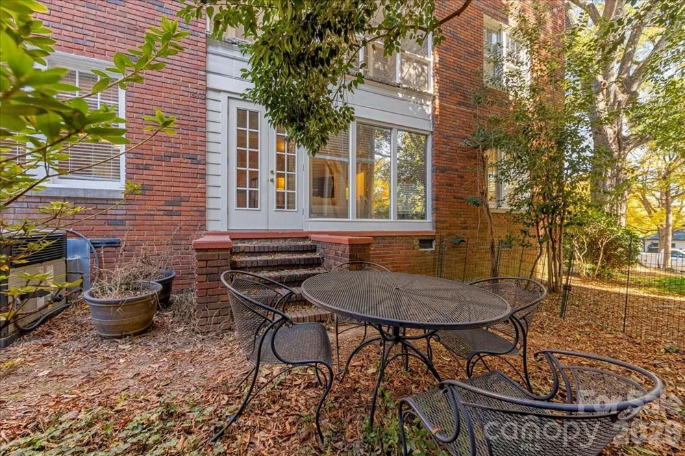 2300 Roswell Avenue #1 Charlotte, NC 28207