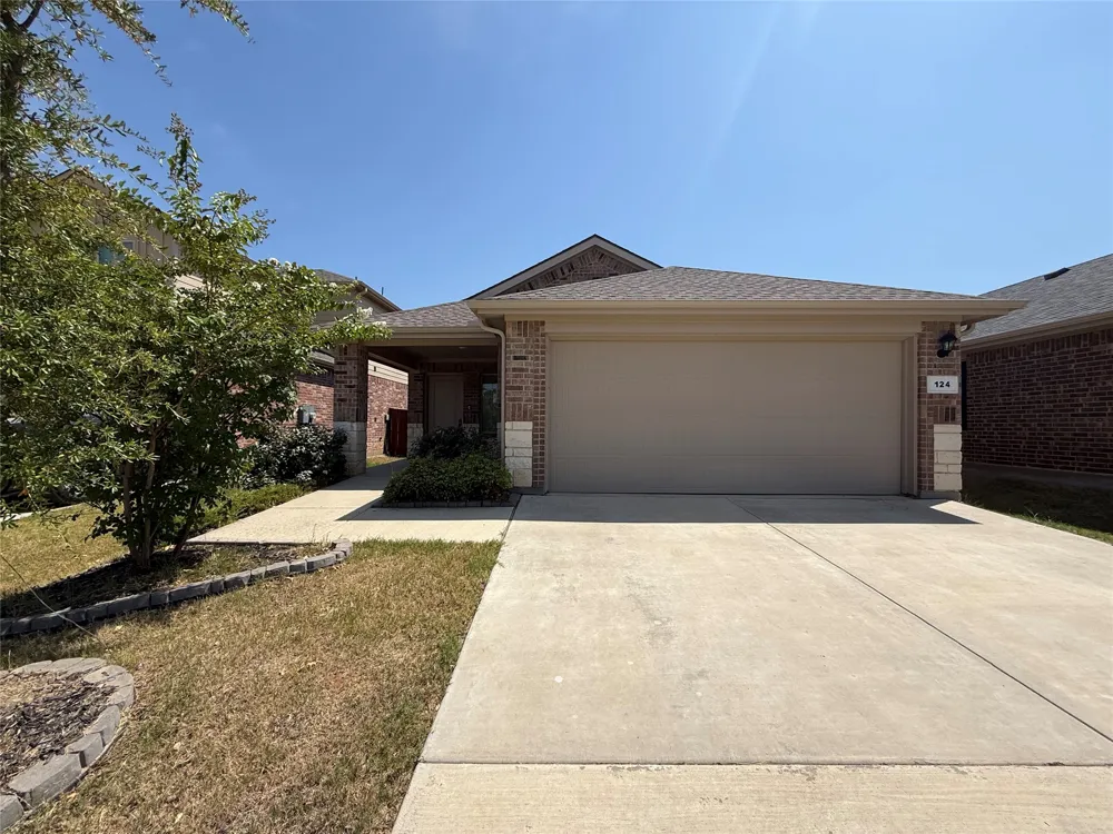 124 Greengate Drive Boyd, TX 76023