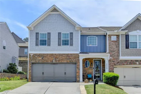 3329 Castleberry Village Circle
