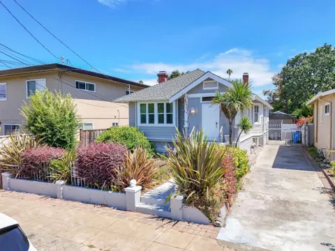 619 S Eldorado Street