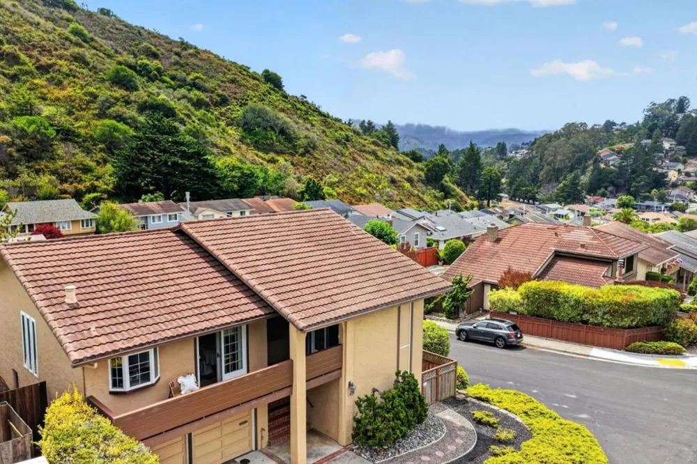 791 Prairie Creek Drive Pacifica, CA 94044