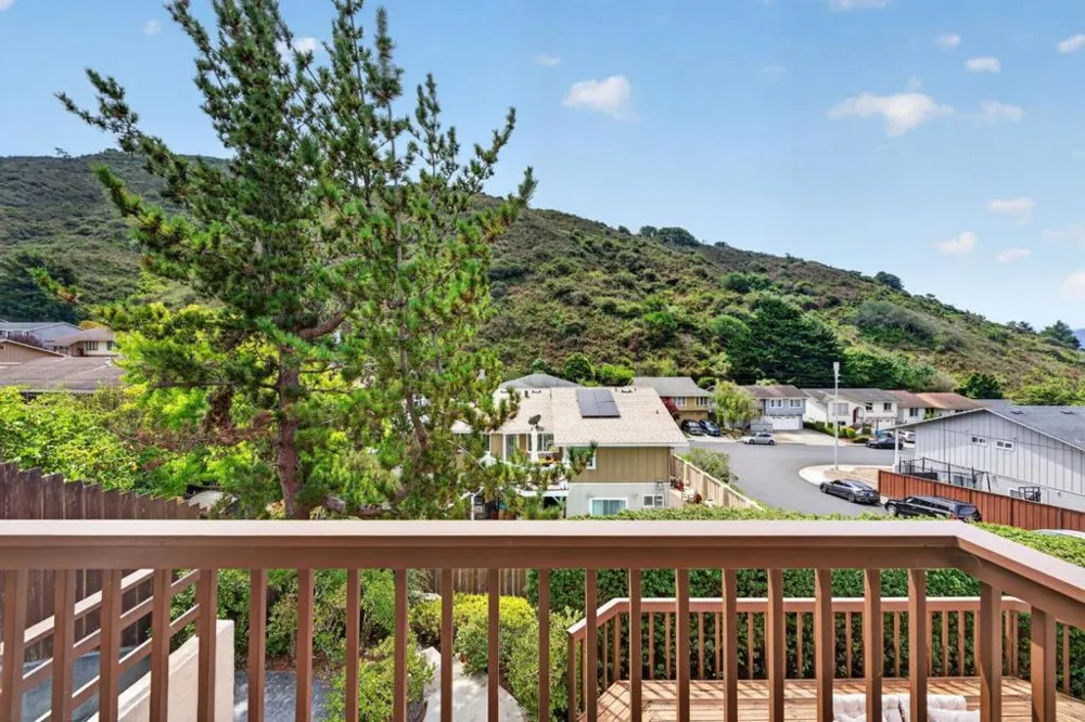 791 Prairie Creek Drive Pacifica, CA 94044