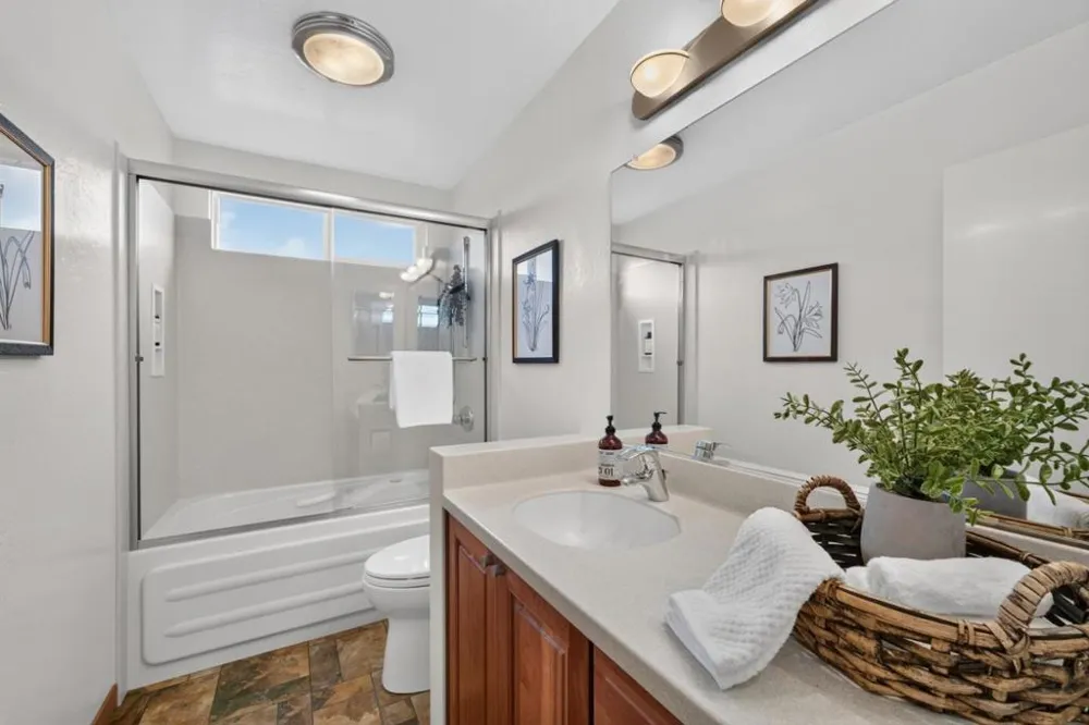 791 Prairie Creek Drive Pacifica, CA 94044