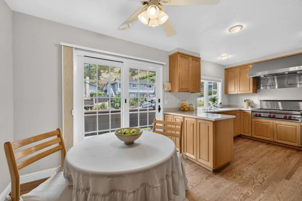 791 Prairie Creek Drive Pacifica, CA 94044