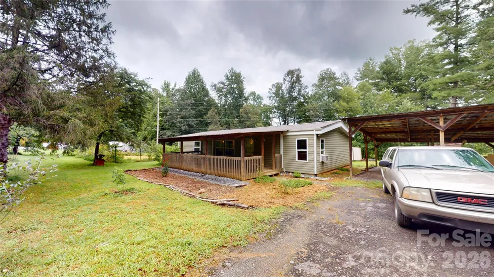 3099 Harmony Grove Road Nebo, NC 28761