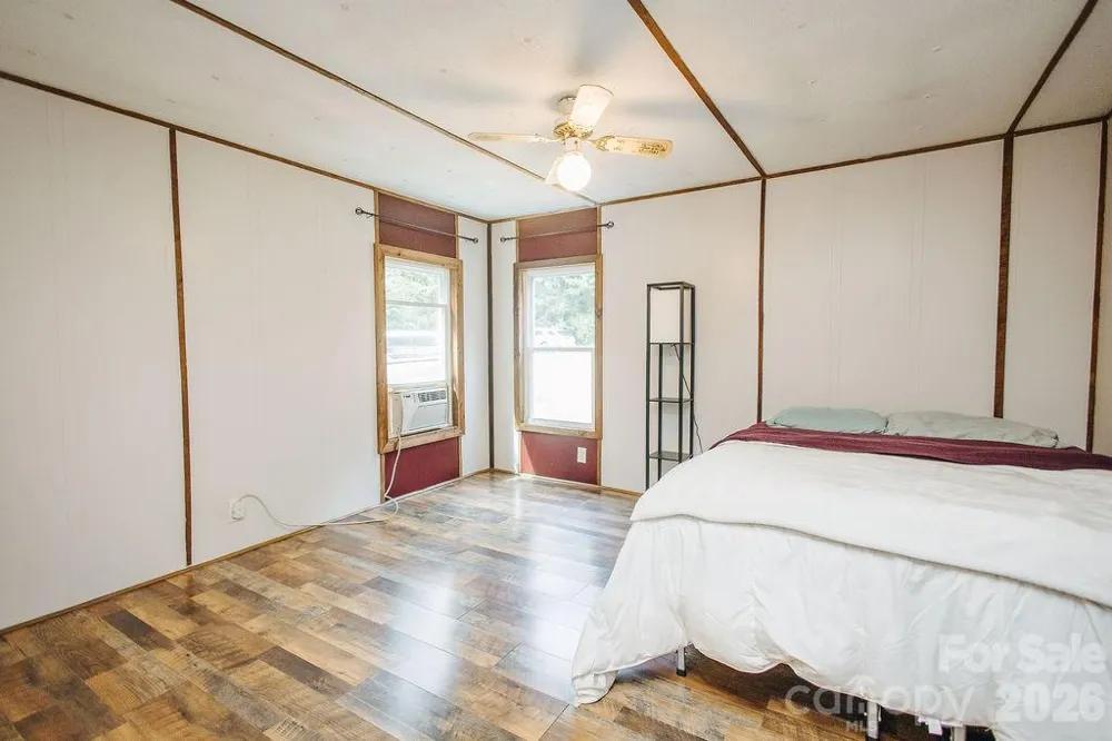3099 Harmony Grove Road Nebo, NC 28761