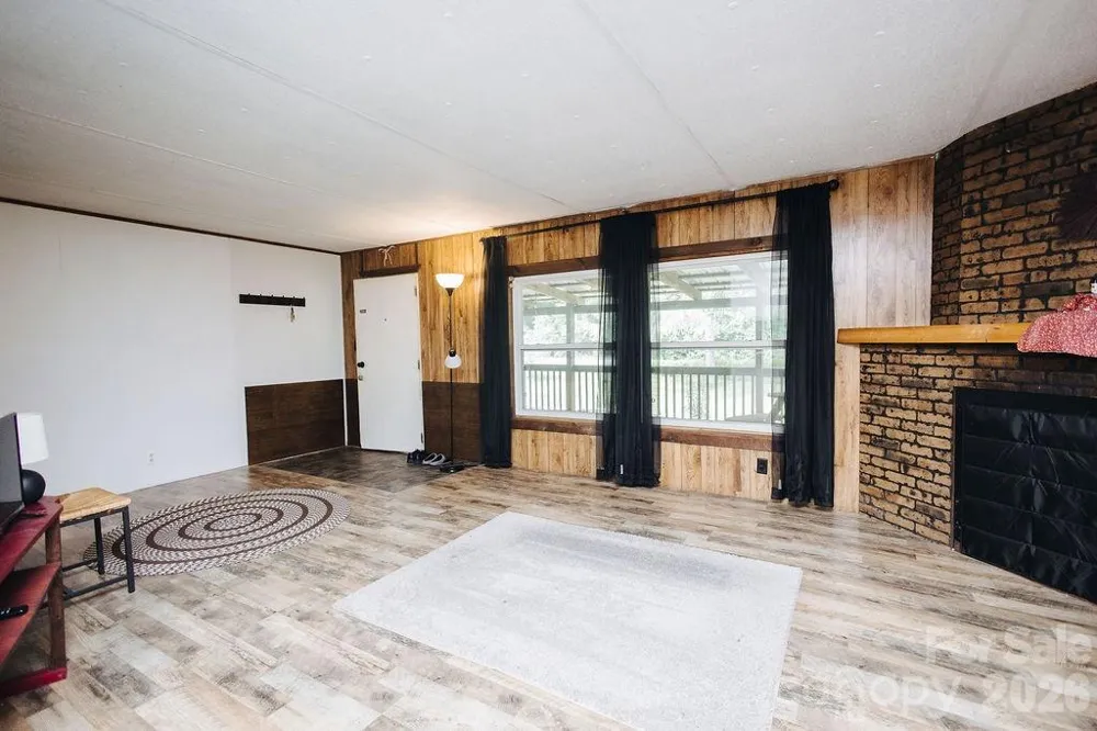 3099 Harmony Grove Road Nebo, NC 28761