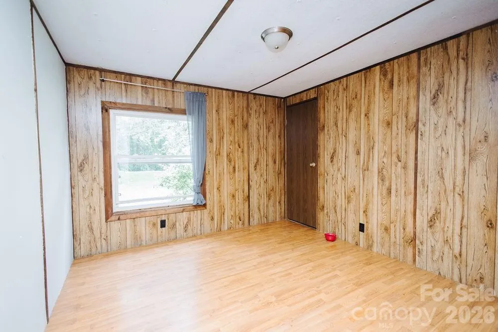 3099 Harmony Grove Road Nebo, NC 28761