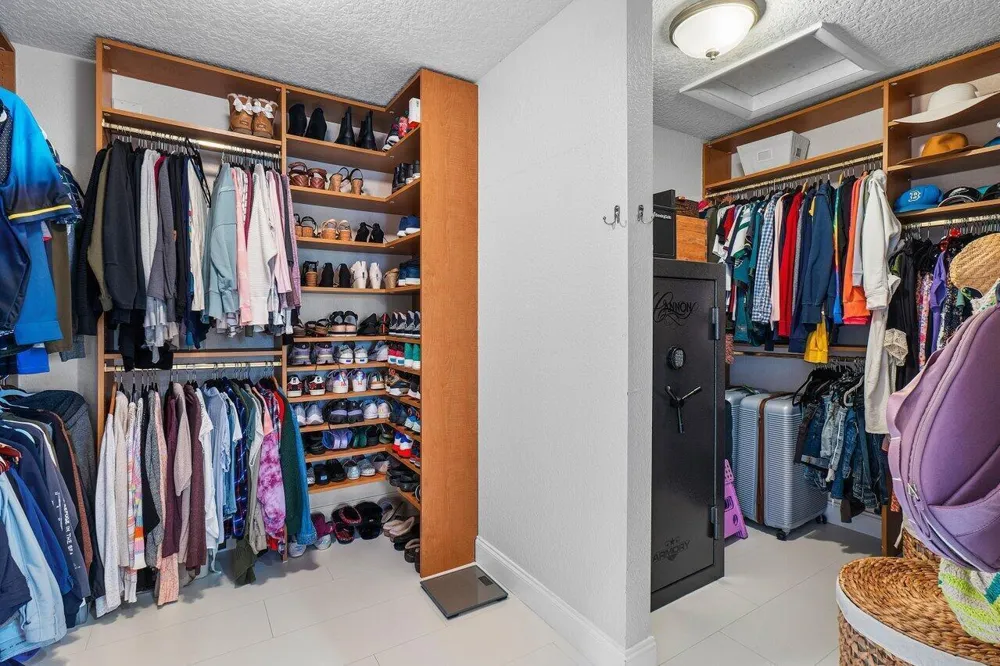 3815 S Lake Drive Boynton Beach, FL 33435