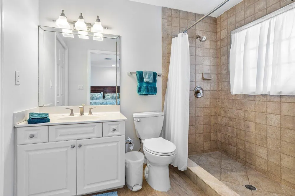 3815 S Lake Drive Boynton Beach, FL 33435