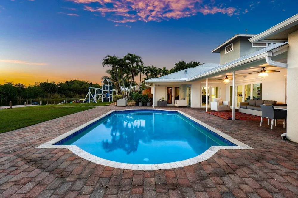 3815 S Lake Drive Boynton Beach, FL 33435