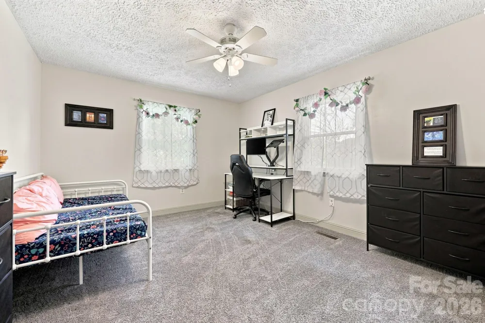 339 Indian Hills Loop Waynesville, NC 28786
