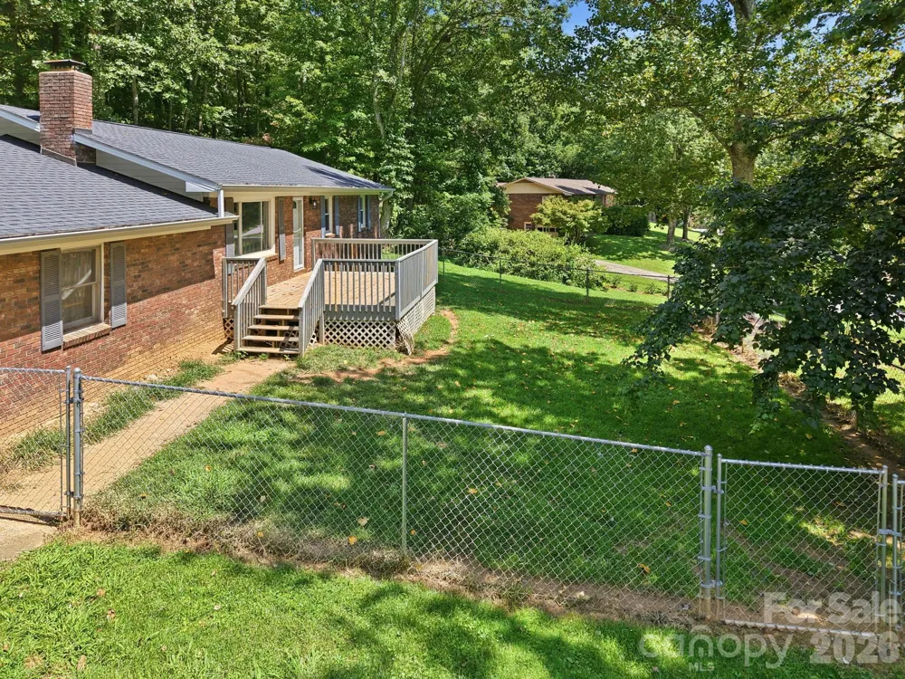 339 Indian Hills Loop Waynesville, NC 28786